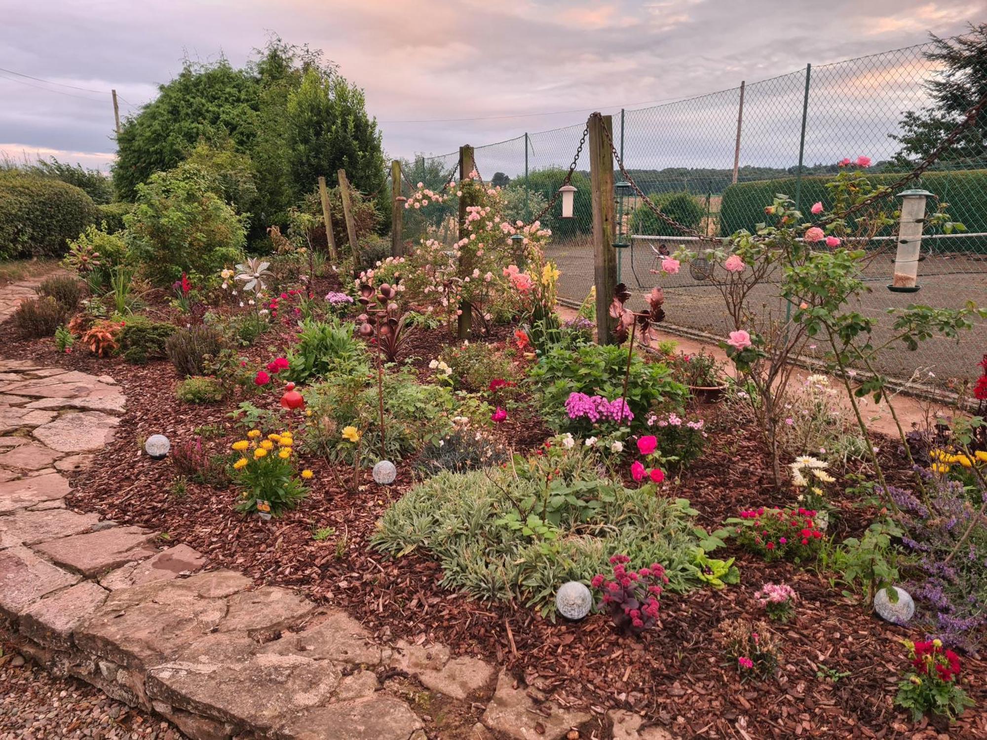 Upper Eyton Farmhouse B&B Shrewsbury Exterior foto
